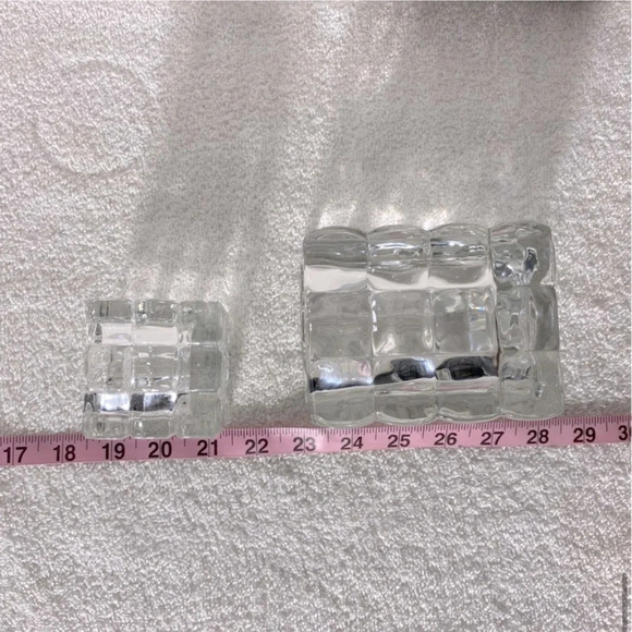 Vintage  Clear Cut Crystal Square Textured Ice Cube Candle Holders - Picture 8 of 9